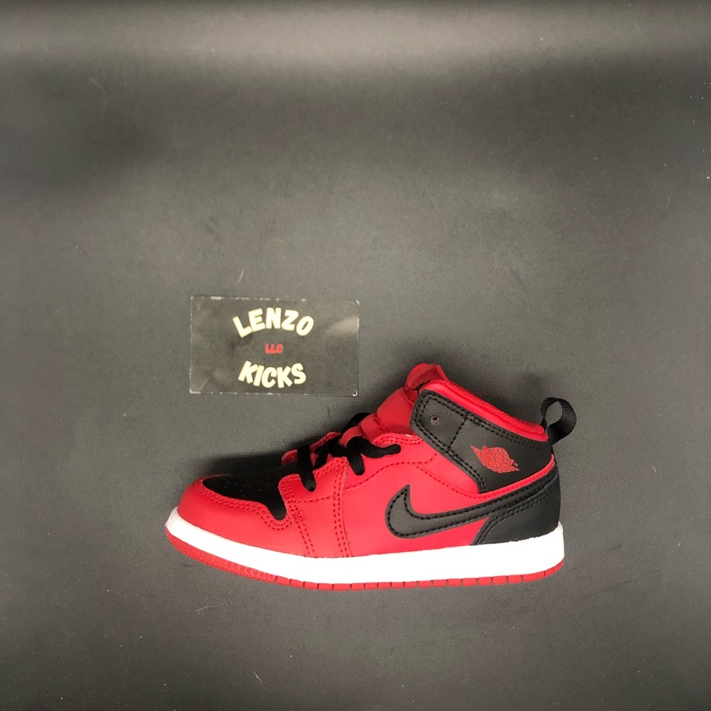 Jordan 1 Mid TD “Reverse Bred” Size 10c